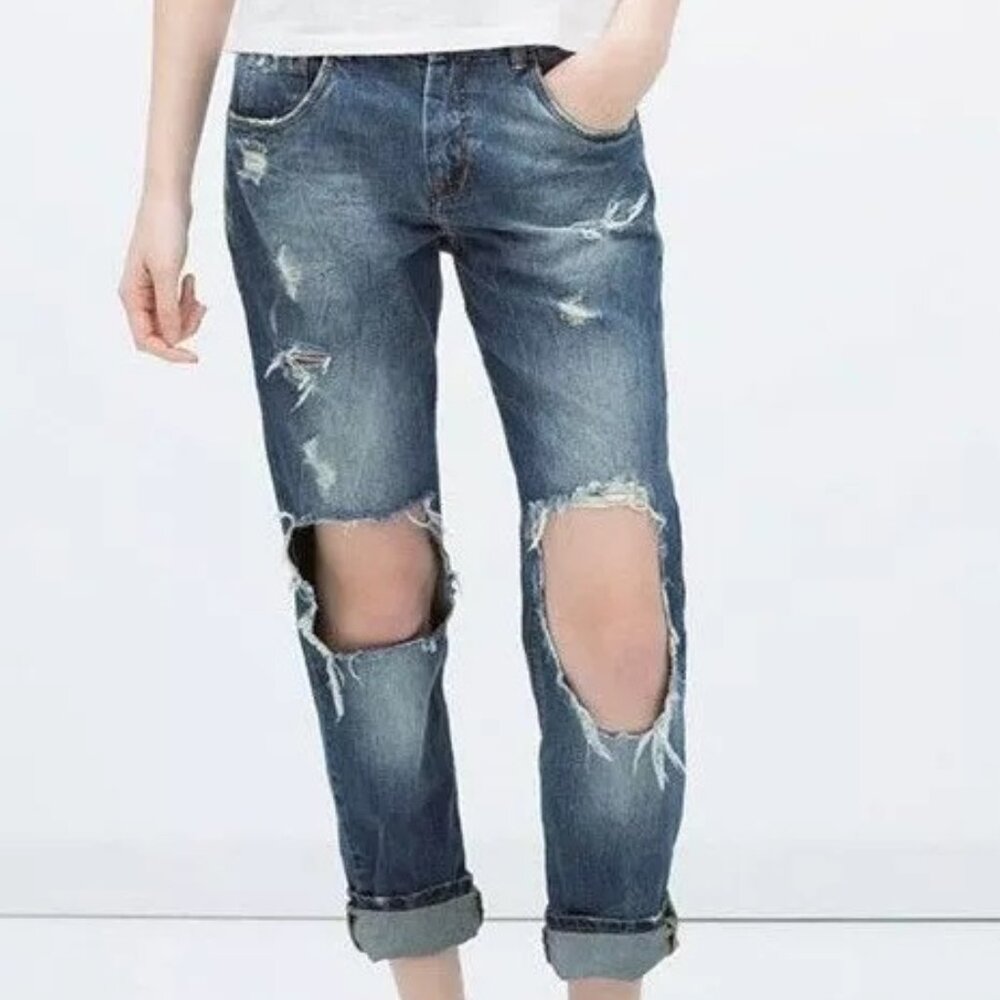 Zara Trafaluc Medium Wash Super Distressed Ripped Denim Boyfriend Jeans US4 EU36